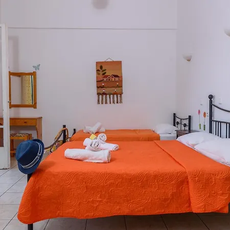 Des Roses 2* Platanias (Thessaly)