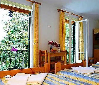 Des Roses Aparthotel Platanias (Thessaly)