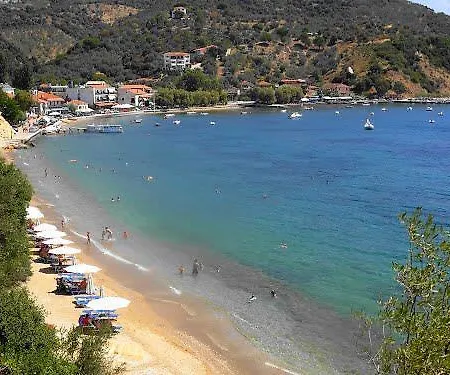 Des Roses Aparthotel