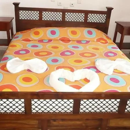 Des Roses Platanias (Thessaly)