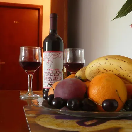 Des Roses Aparthotel