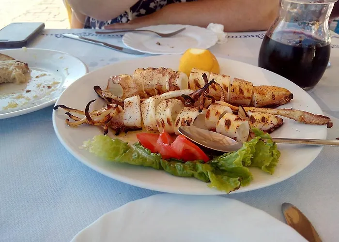 玫瑰公寓式酒店 2*