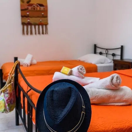 Des Roses Aparthotel