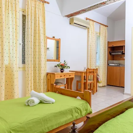 Des Roses Aparthotel Platanias (Thessaly)