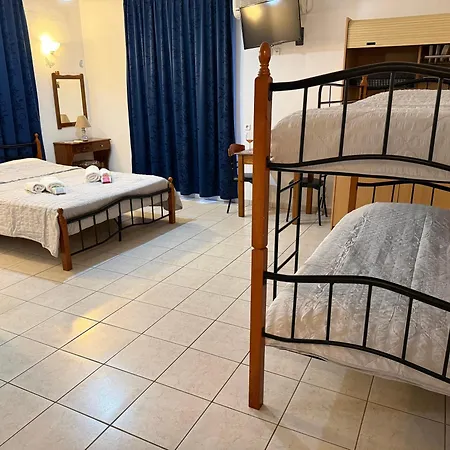 Des Roses Apart-hotel 2*