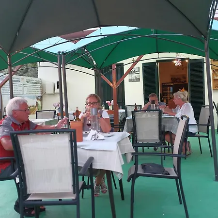 Apart-hotel Des Roses Platanias (Thessaly)