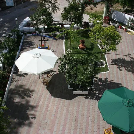 Des Roses Hotel Platanias (Thessaly)